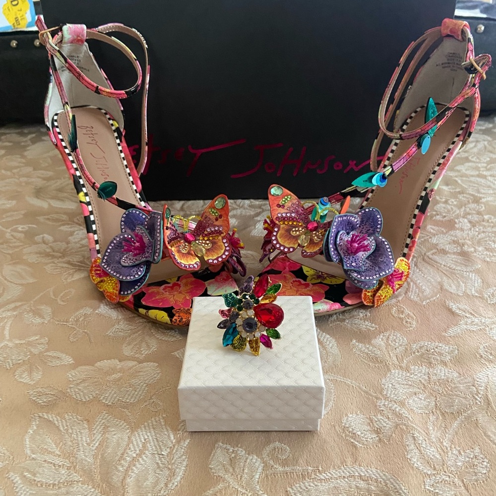 Betsey Johnson Multicolor Butterfly Floral Embellished Heels - Picture 5 of 6